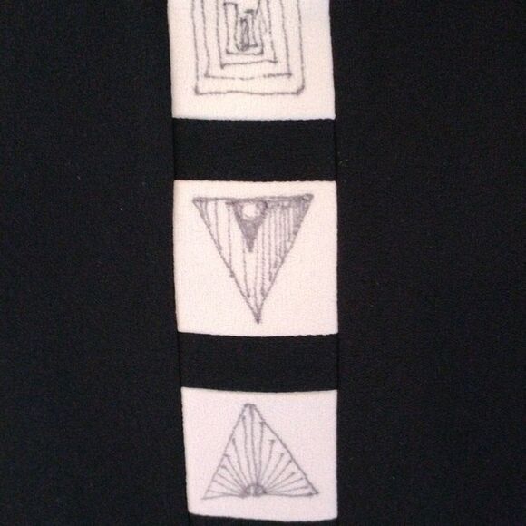 Kenar Black Vintage Sheath Dress - Picture 3 of 10